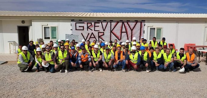 12 aydır maaşlarını alamayan Kayı İnşaat işçileri greve çıktı