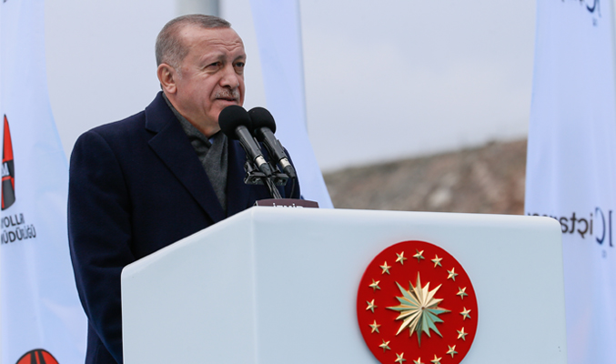 Erdoğan: &#8220;Askerlerimiz ve Suriye Milli Ordusu&#8217;ndan ekiplerimizle Libya&#8217;dayız, tabii birkaç tane şehidimiz var&#8221;
