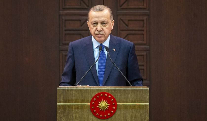 Yurtdışı uçuşlar tamamen sona erdi, şehirlerarası seyahat valilik iznine bağlandı