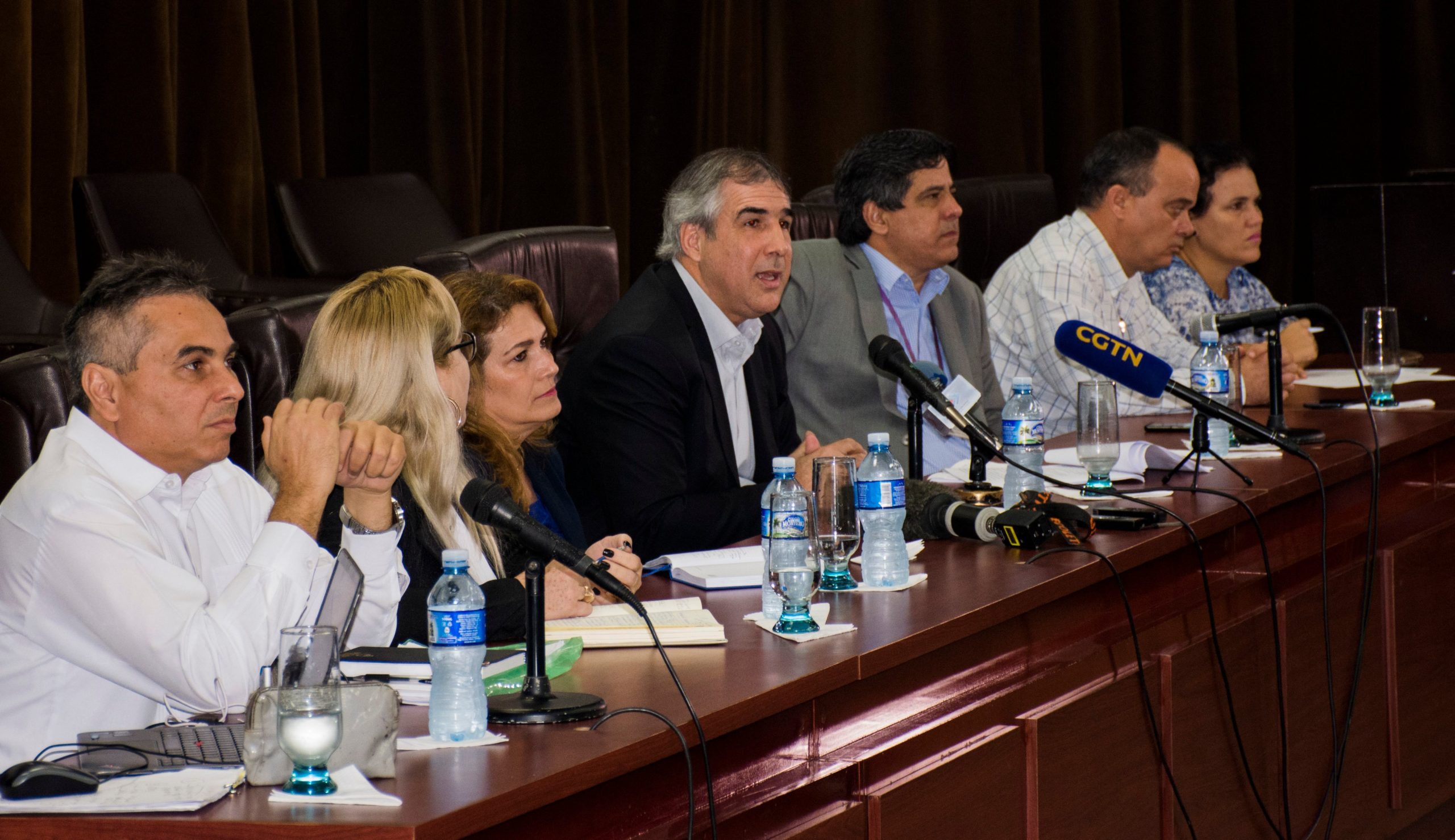 Küba&#8217;dan koronavirüse karşı 22 ilaç garantisi