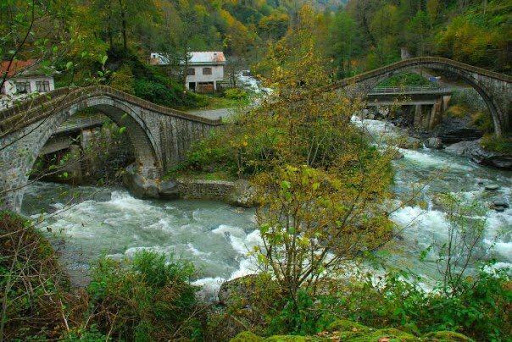 Kamilet Vadisi&#8217;nden çamur akıyor