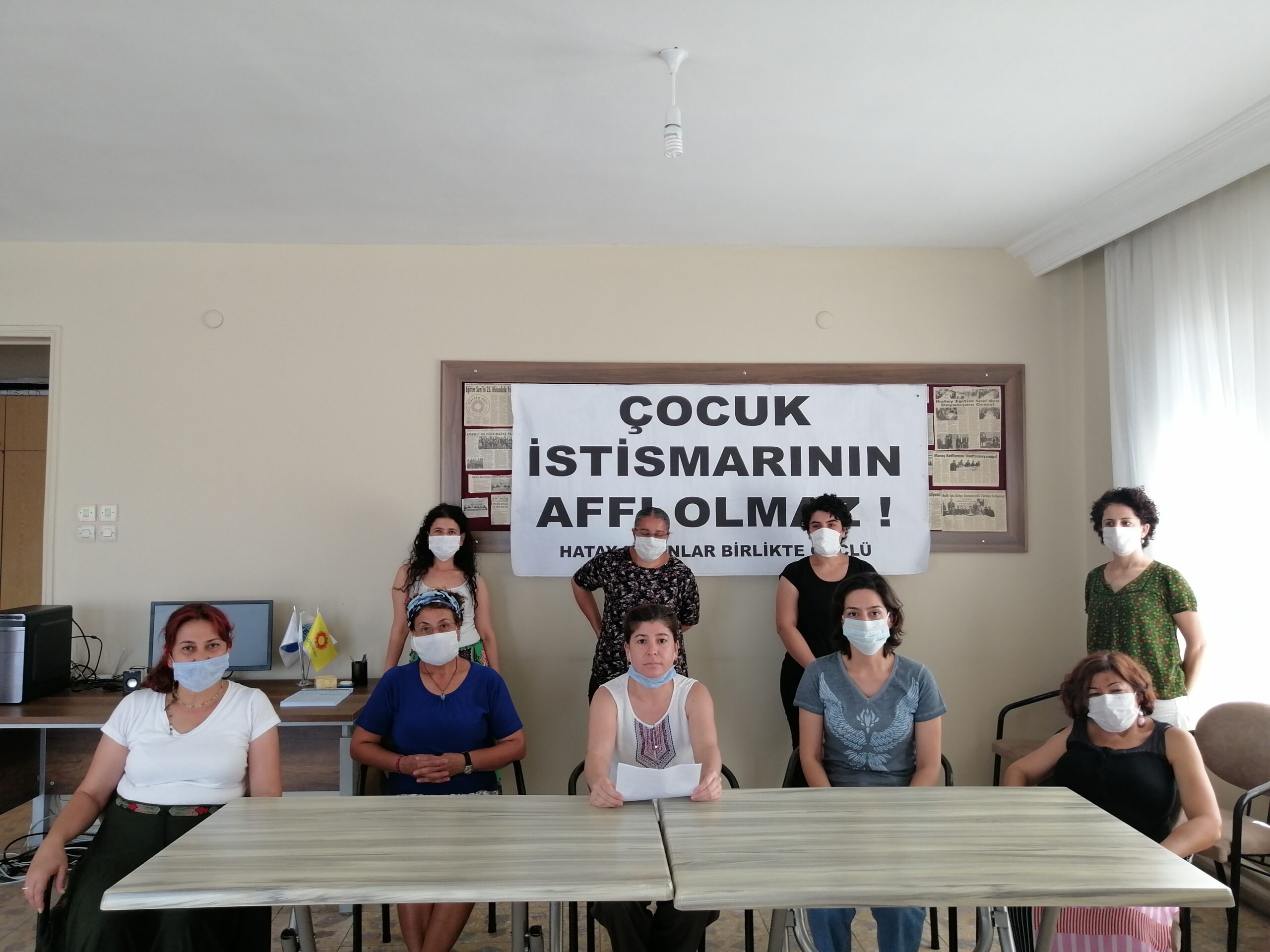 Antakyalı kadınlar: &#8220;Çocuk istismarcılarına af girişimleri istismarcılara teşvik, çocuklara tehdittir&#8221;