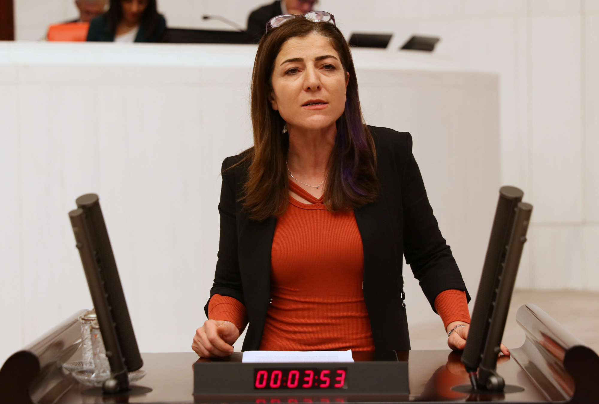 &#8220;Bilinçli olarak sürü bağışıklığı sistemine geçildi ve salgının ikinci dalgasına girilmesine yol açıldı&#8221;