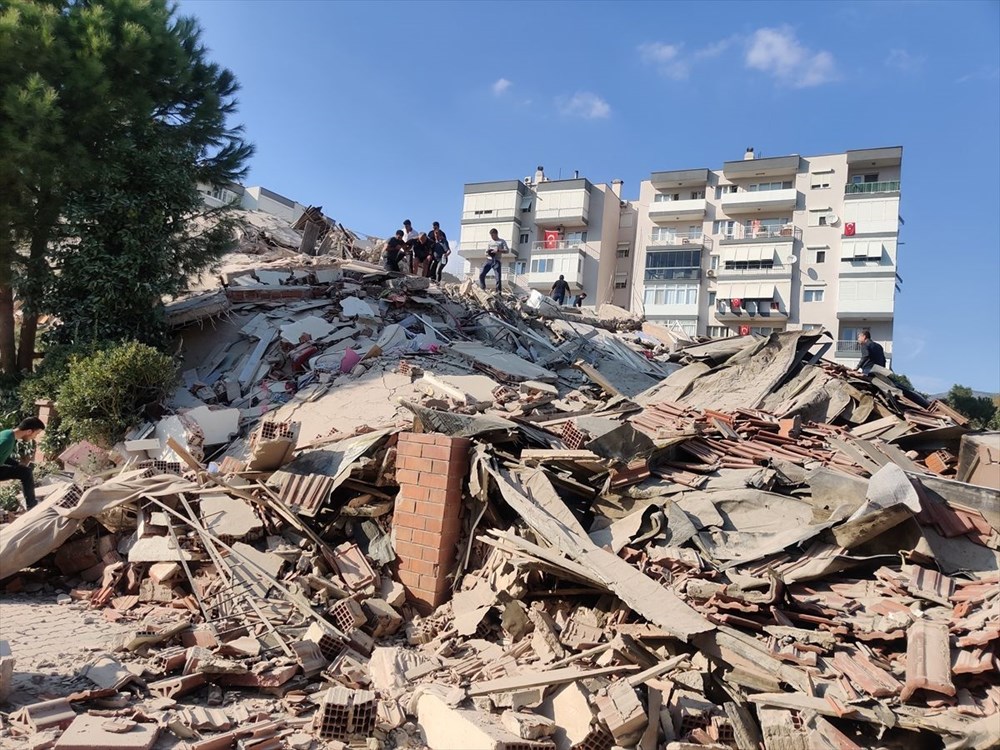 İzmir depreminde can kaybı 115&#8217;e yükseldi