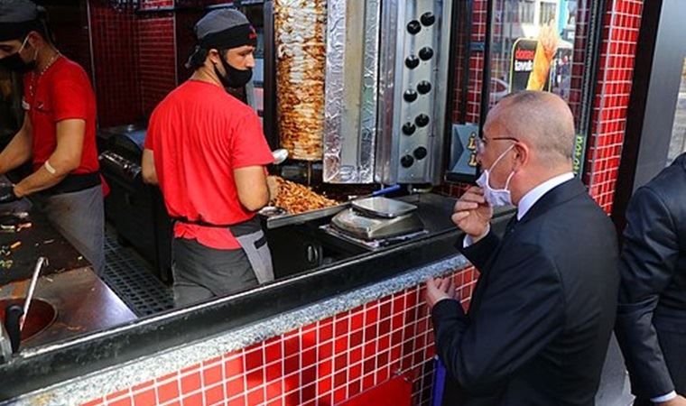 Denetime çıkan vali, esnaftan ayar yedi: “Canıma yetti, gebermek istiyorum, piyasanın haline bak…”