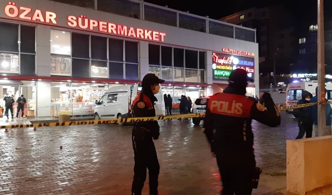 Edirne&#8217;de bir kadın boşanmak istediği erkek tarafından öldürüldü