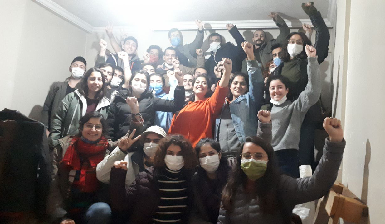 Kolektifler&#8217;den YÖK protestosu: &#8220;Üniversiteler AKP teşkilatı değildir&#8221;