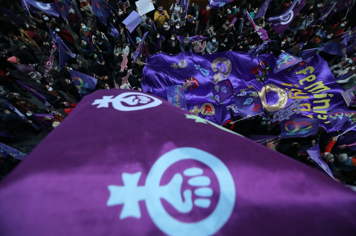 Taksim’de 19. Feminist Gece Yürüyüşü: “Feminist isyan her yerde”