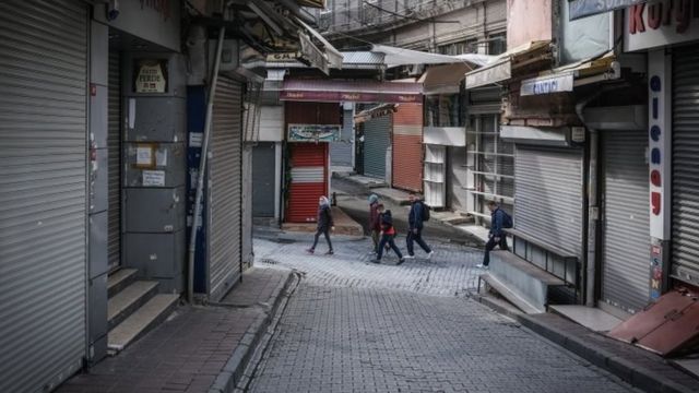 Erdoğan&#8217;ın tam kapanmasında &#8220;yasak&#8221; var &#8220;destek&#8221; yok: Devlet kiraları karşılasın, temel hizmetler ücretsiz olsun, erkek şiddeti karşısında önleyici tedbirler alınsın