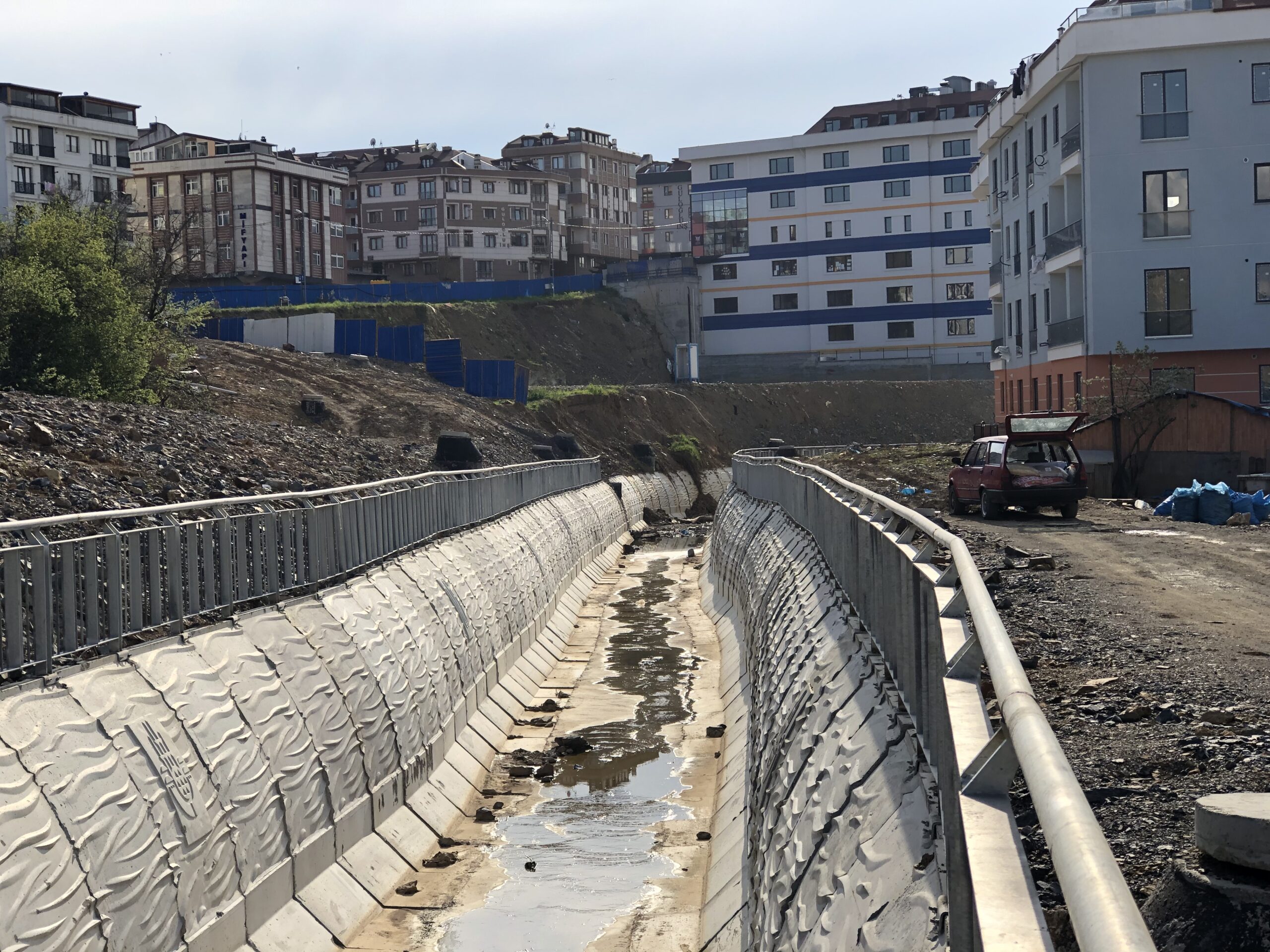 Serindere Farabi Sokak sakinlerinden adalet nöbetlerinin 1000. gününde dayanışma çağrısı: &#8220;Ne Kanal İstanbul, ne Çekmeköy Kanalı&#8221;