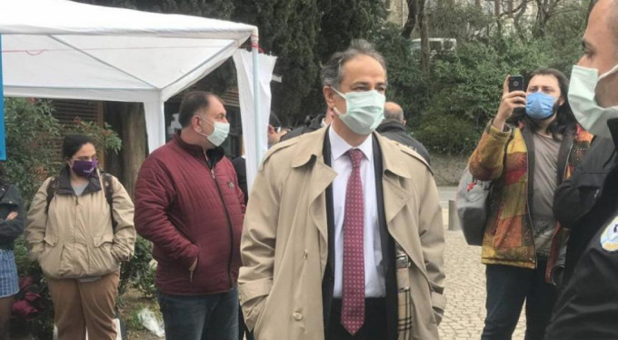 Kendini enstitülere müdür olarak atayan ve &#8220;hiç utanması olmayan&#8221; Naci İnci&#8217;ye geçici rektörlük görevi