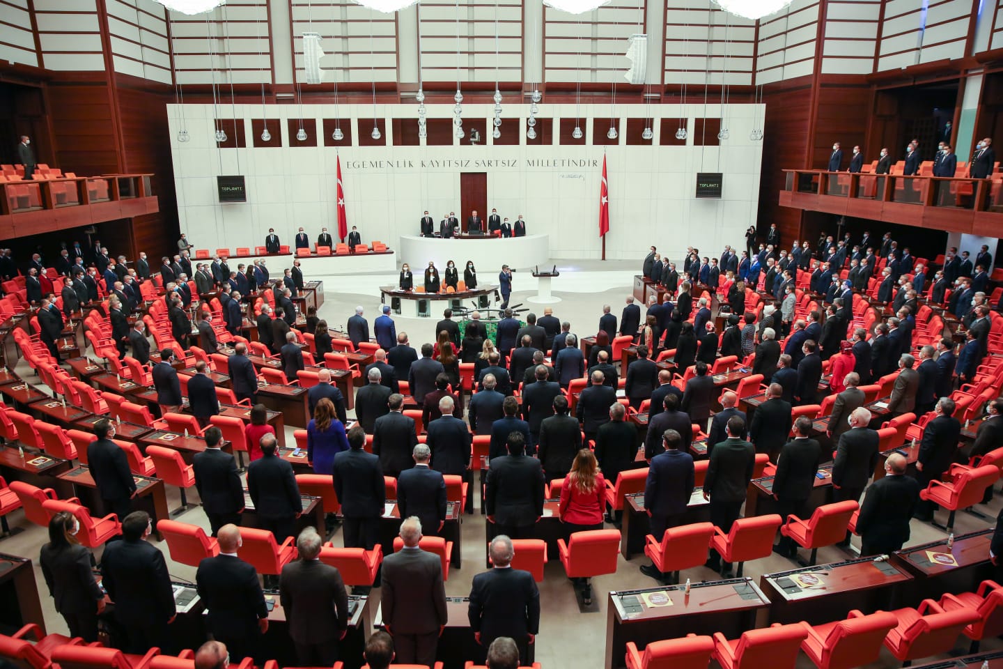 EŞİK Platformu’nun sekizinci TBMM İzleme Raporu: &#8220;Meclis İstanbul Sözleşmesi’ni unutmaya mı başladı?&#8221;