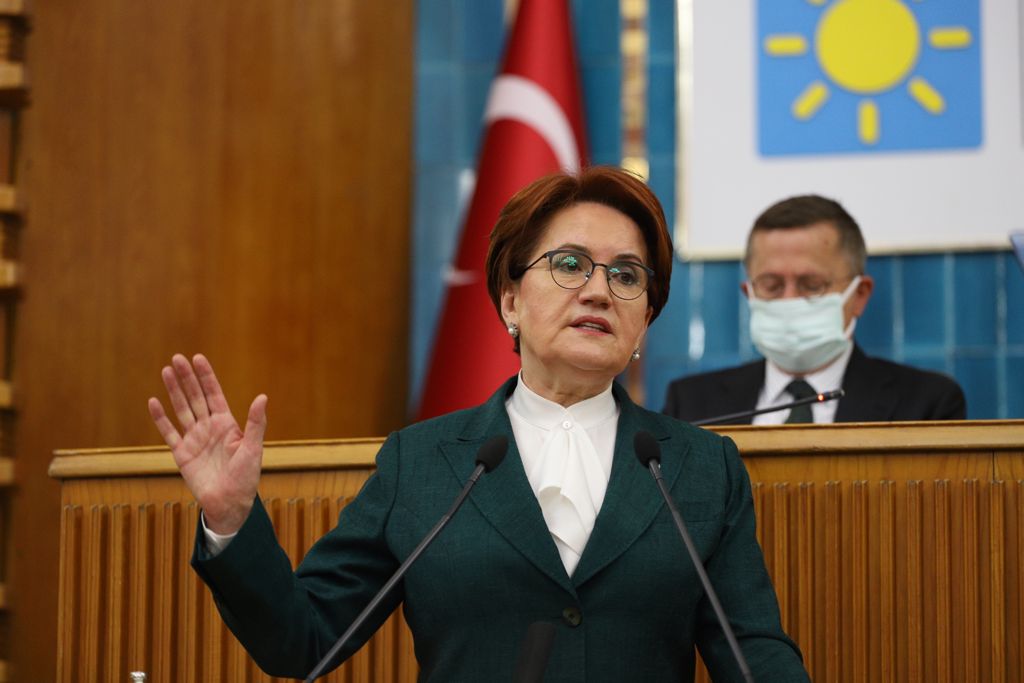 Akşener&#8217;den dikkat çekici benzetme: &#8220;Erdoğan&#8217;ın İsrail versiyonu olan Netenyahu, koltuğunu koruyabilmek için…&#8221;
