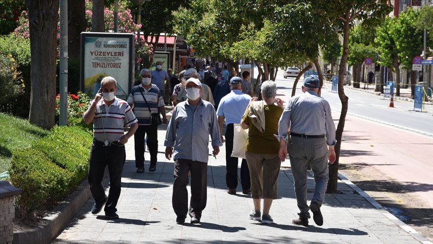 TTB: &#8220;İktidar bulaş zincirini kırmak için yapılması gerekenleri yapmıyor&#8221;