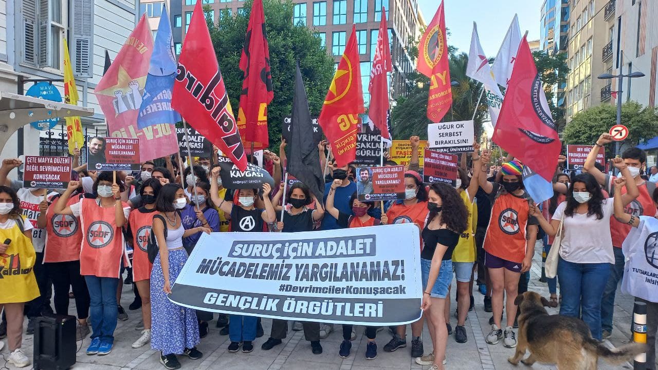 Gençlik örgütleri üç ilde eylemde: &#8220;Suruç için adalet mücadelemiz yargılanamaz&#8221;