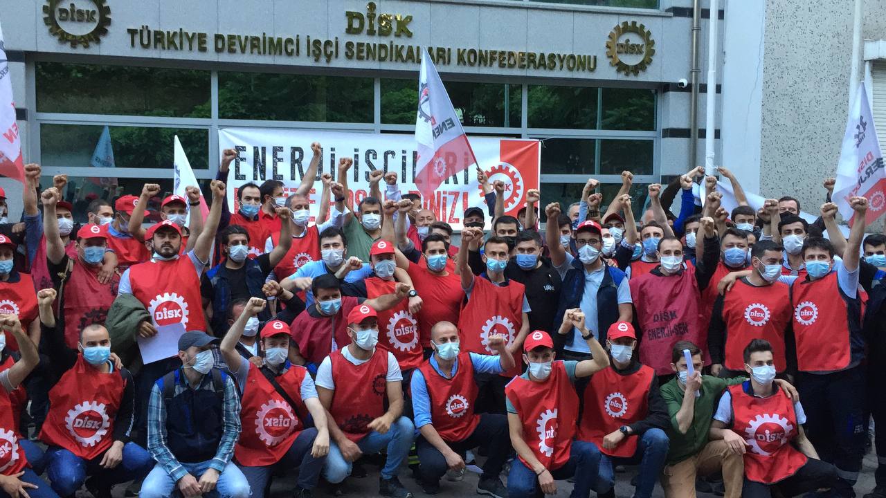 İşçi hareketi sarı duvarları yıkarken – Hakan Koçak (İleri Haber)