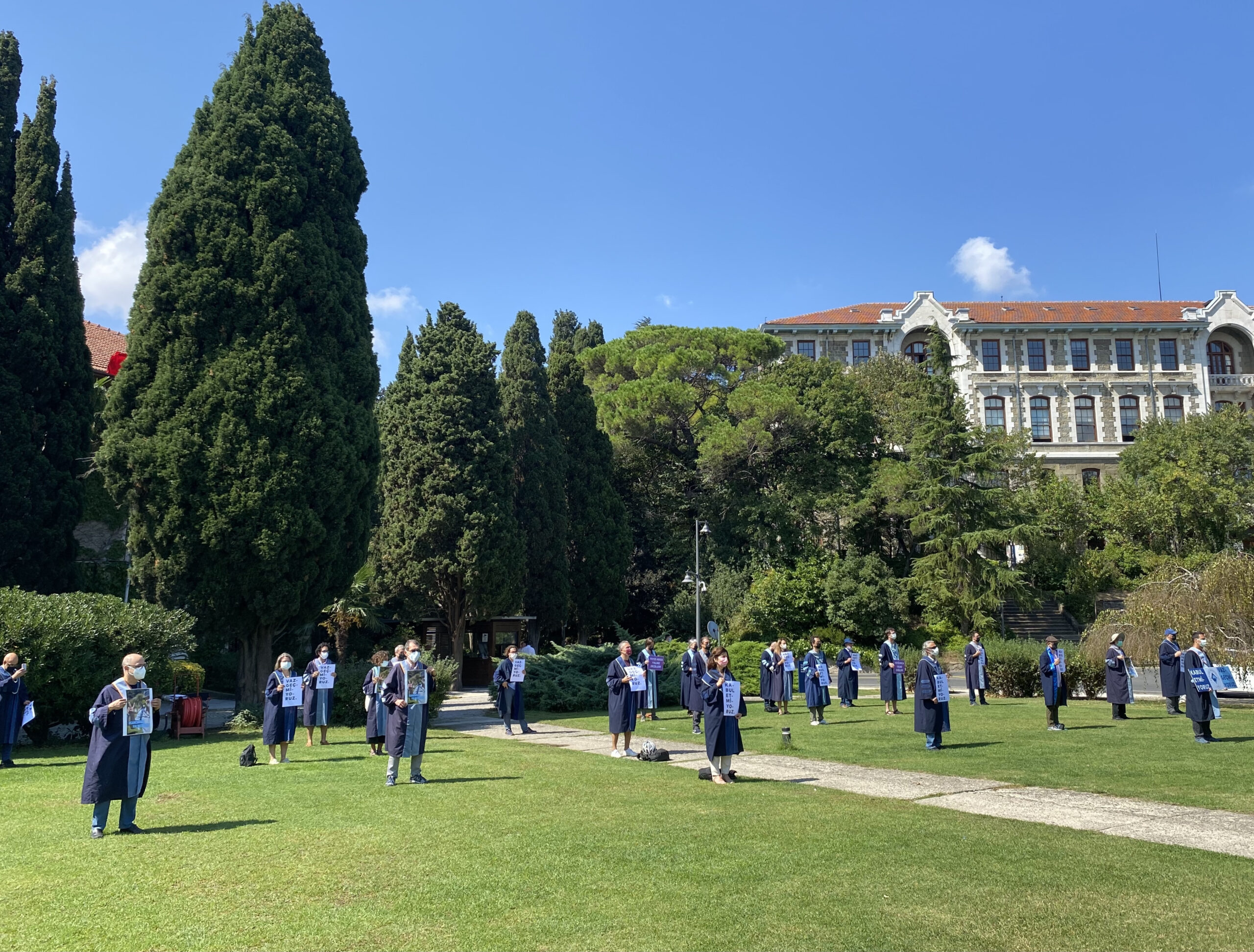Boğaziçi Üniversitesi’nde akademisyenlerin nöbeti 171. gününde