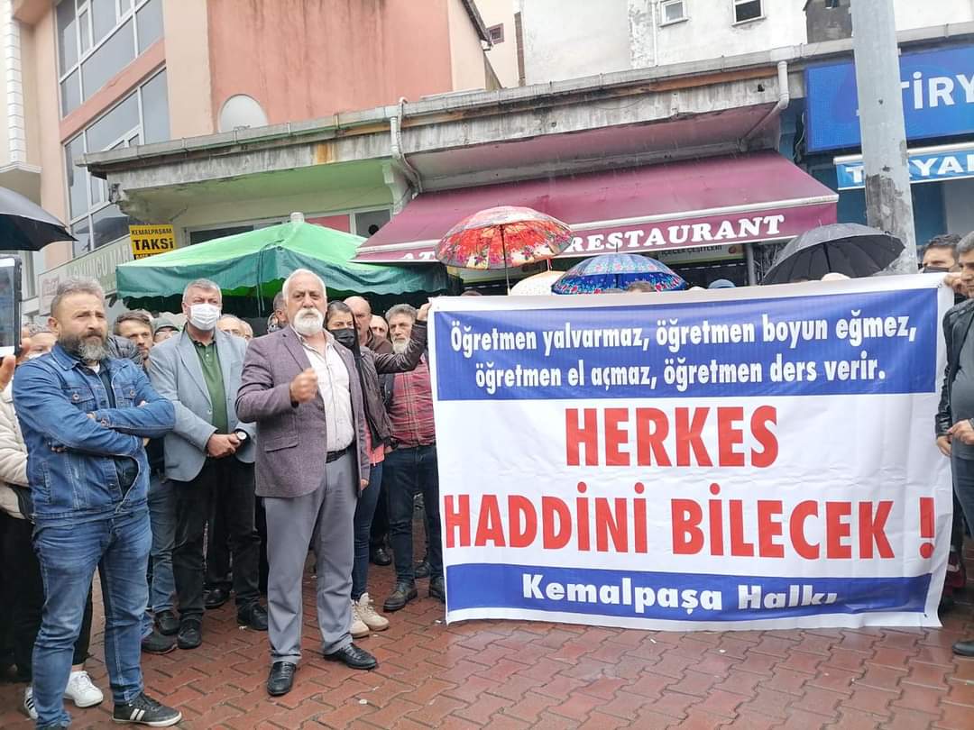Kemalpaşa halkından öğretmenlerine destek: &#8220;Herkes haddini bilecek&#8221;