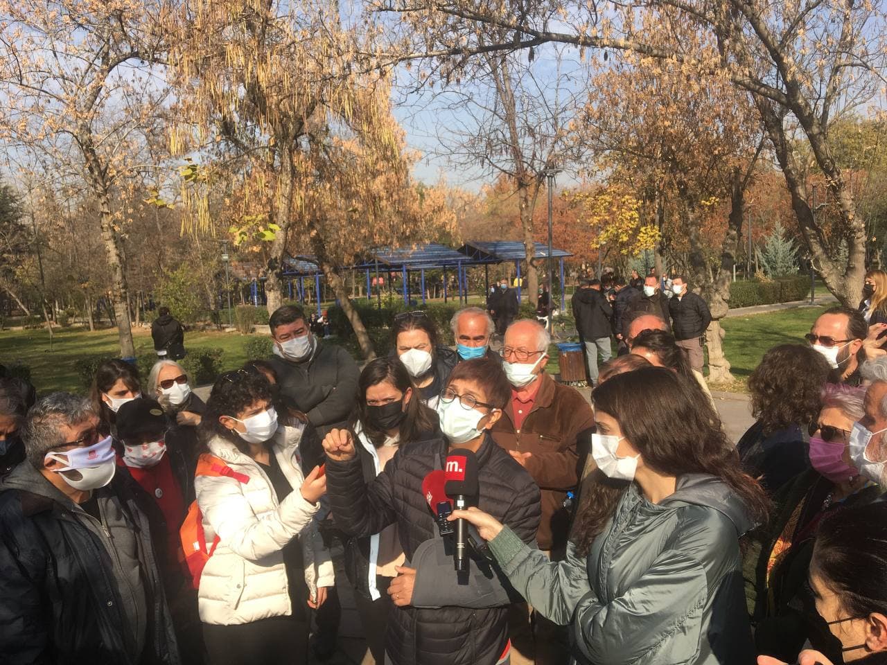 Mimarlar Odası, Ankara&#8217;da Kurtuluş Parkı&#8217;nın TED Üniversitesi&#8217;ne devredilmemesi için sokakta