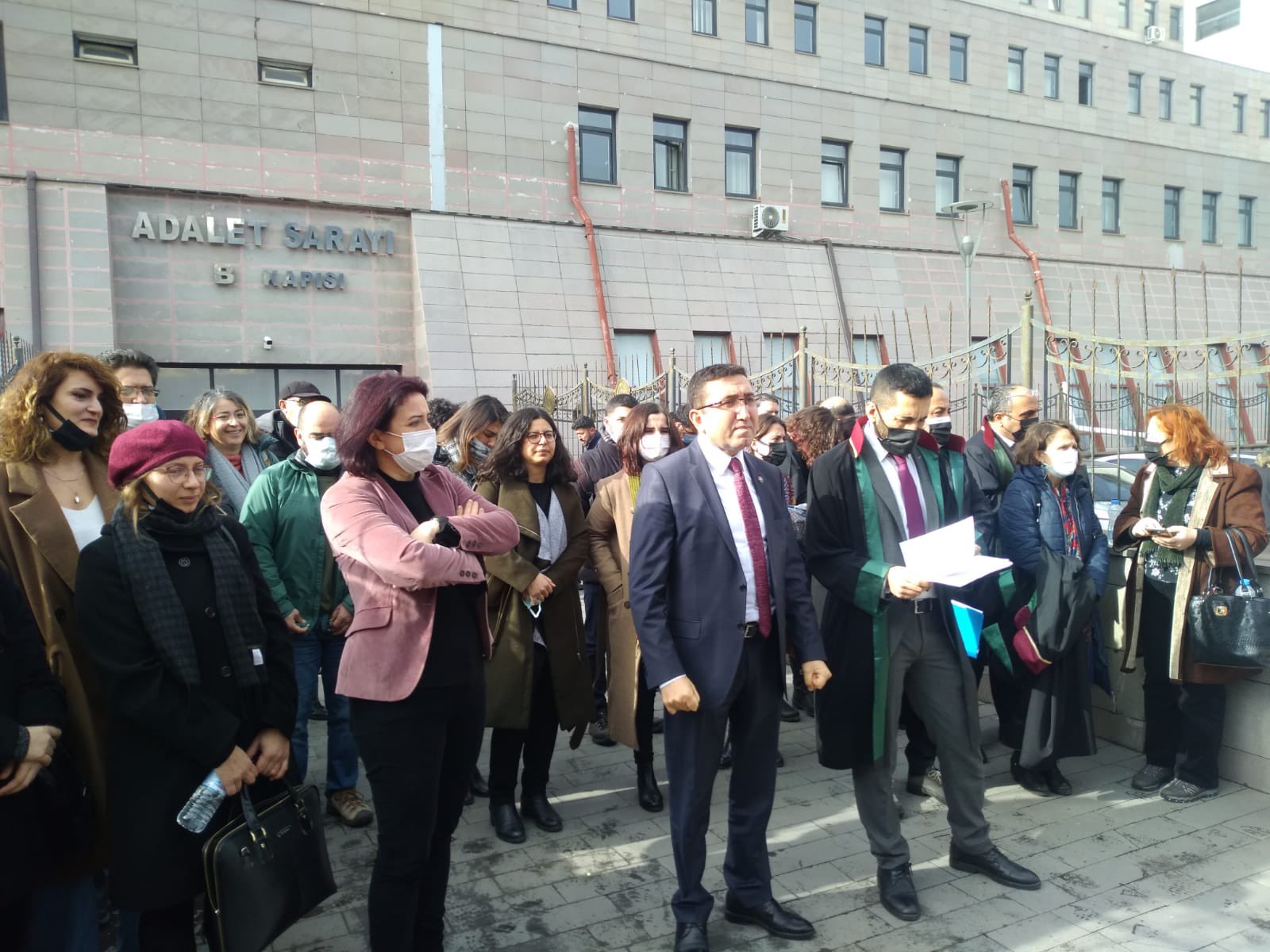Avukat Karasu&#8217;nun bürosuna yönelik silahlı saldırıya alt sınırdan ceza