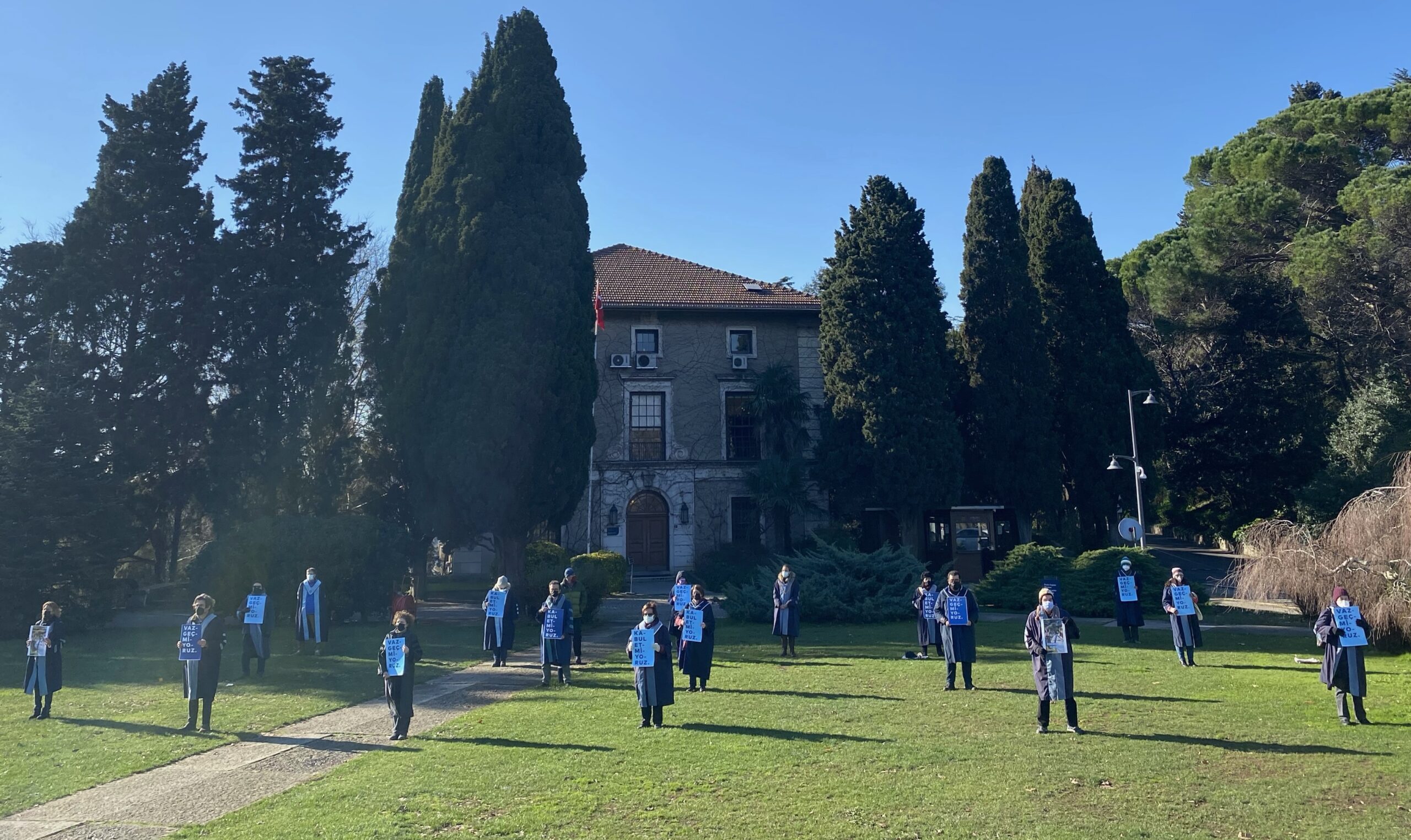 Boğaziçi Üniversitesi’nde akademisyenlerin nöbeti 237. gününde