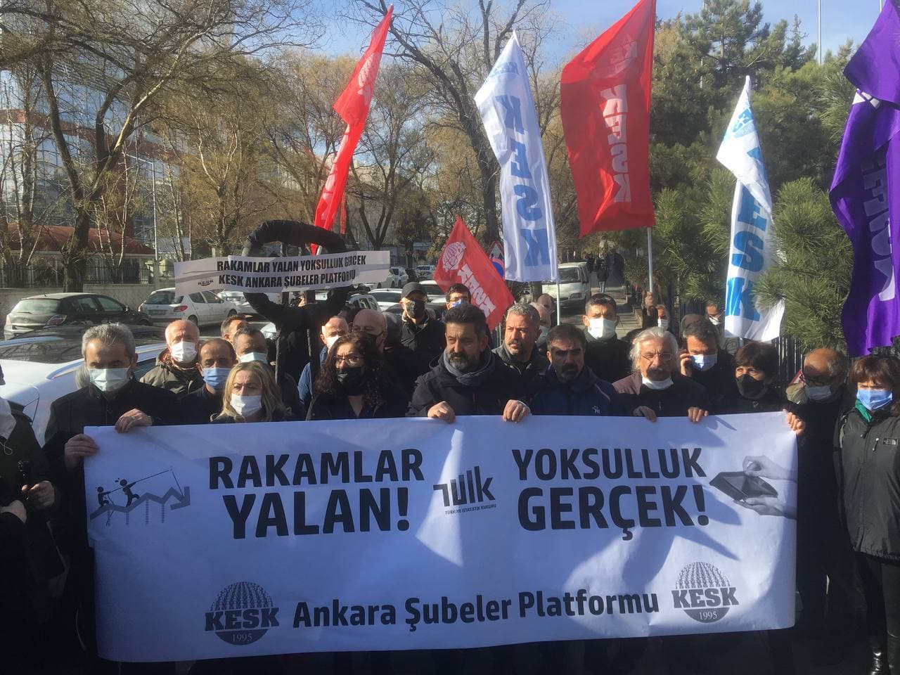 KESK, TÜİK önünde: “Rakamlar yalan, yoksulluk gerçek”