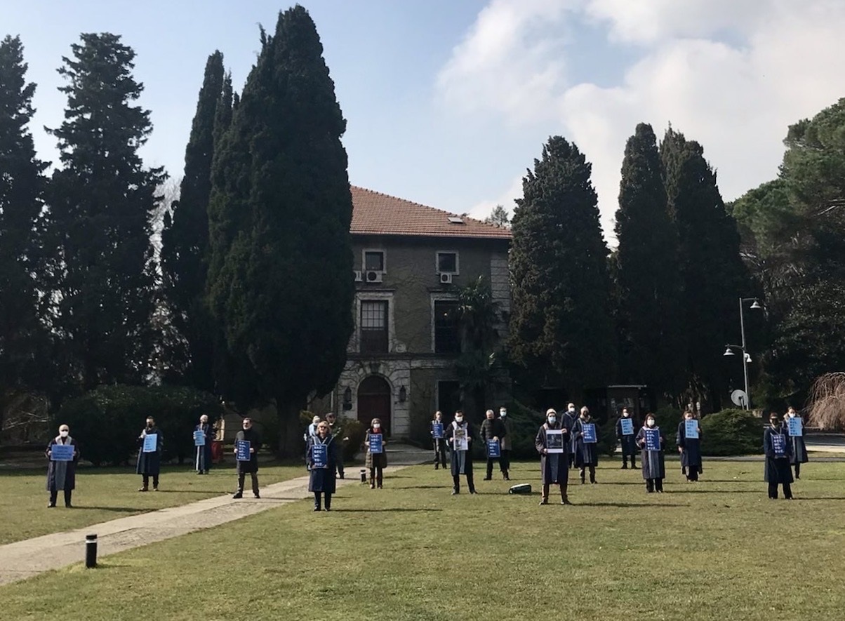 Boğaziçi Üniversitesi’nde akademisyenlerin nöbeti 277. gününde: Nedim Malkoç yerine vekaleten atanan Hasan Fehmi Topal&#8217;ın da bulunduğu yeni bir vakıf kuruldu