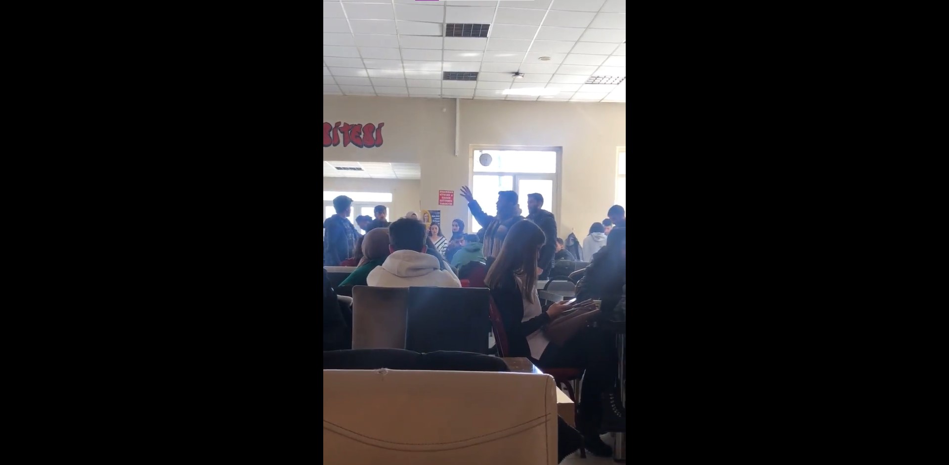 Akdeniz Üniversitesi&#8217;ndeki faşist saldırıyı protesto eden Van Yüzüncü Yıl Üniversitesi öğrencilerine gözaltı