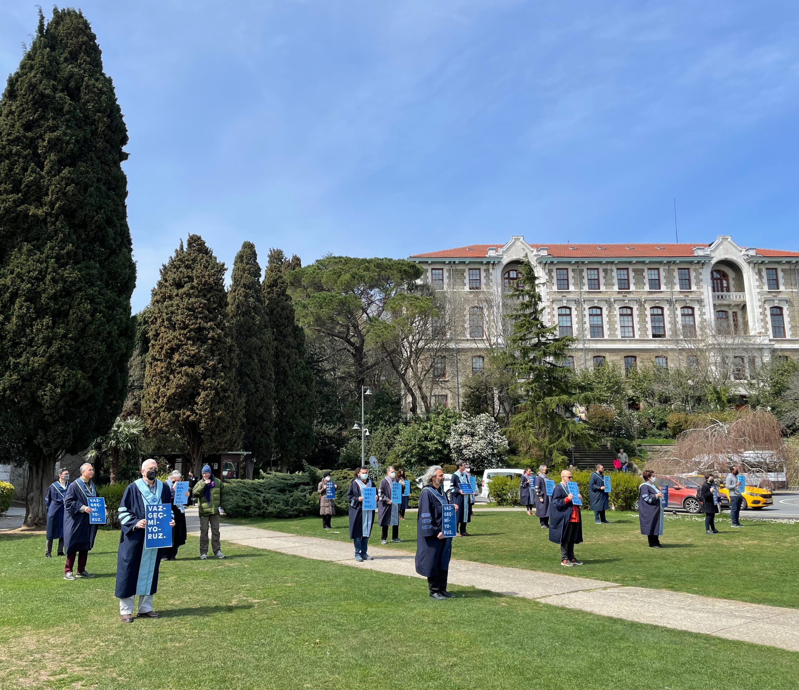 Boğaziçi Üniversitesi’nde akademisyenlerin nöbeti 311. gününde