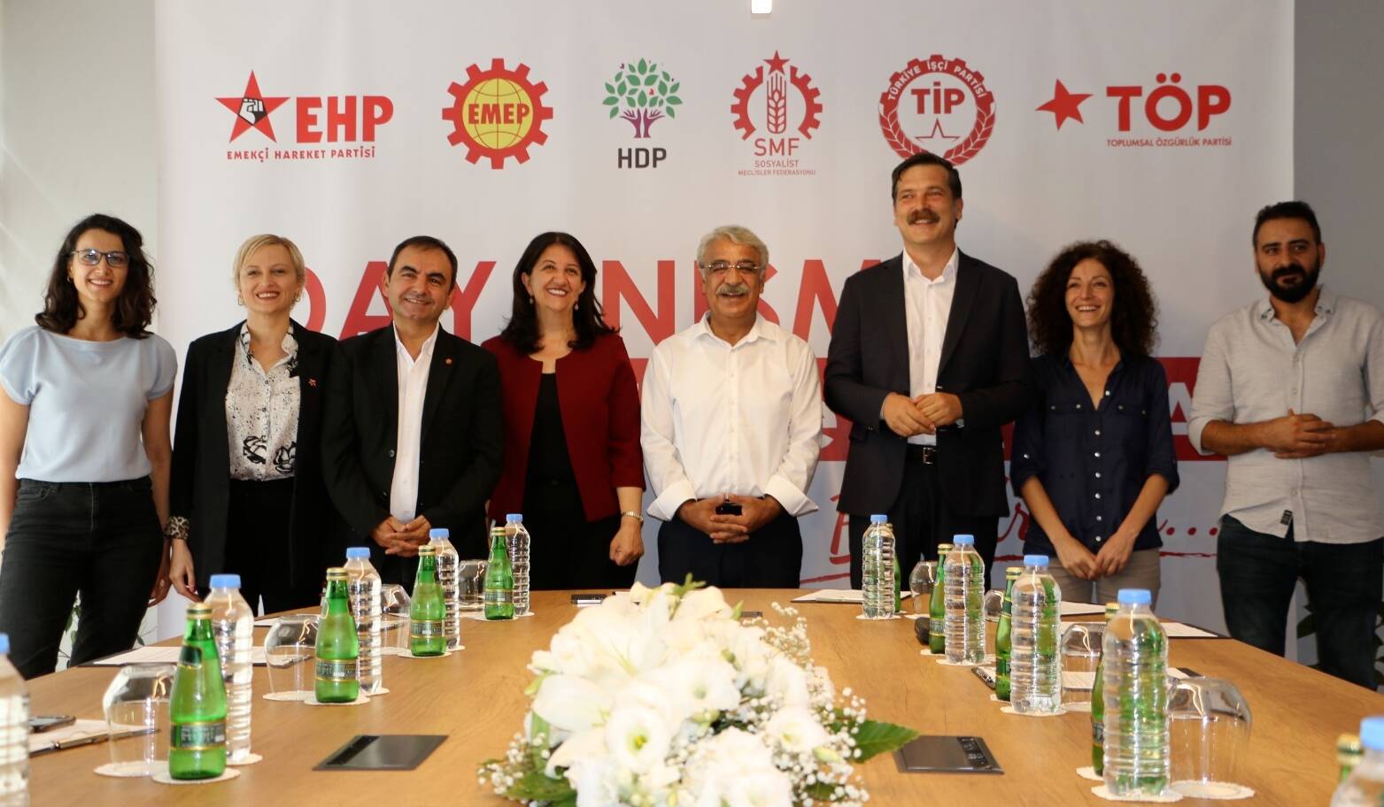 EMEP, EHP, HDP, SMF, TİP ve TÖP Emek ve Özgürlük İttifakı&#8217;nı ilan etti