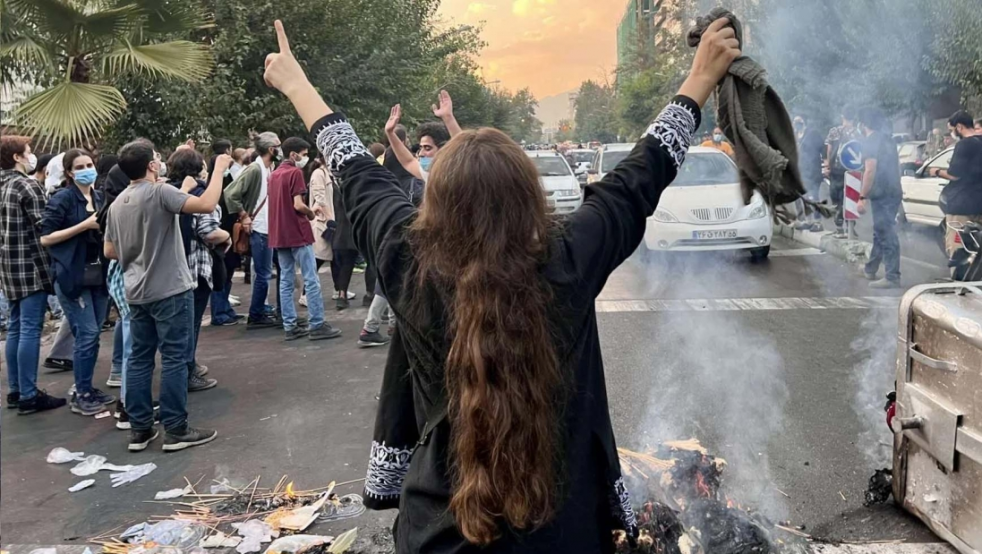 Üçlü reddiye: Ne ABD-İsrail ne molla rejimi ne şah