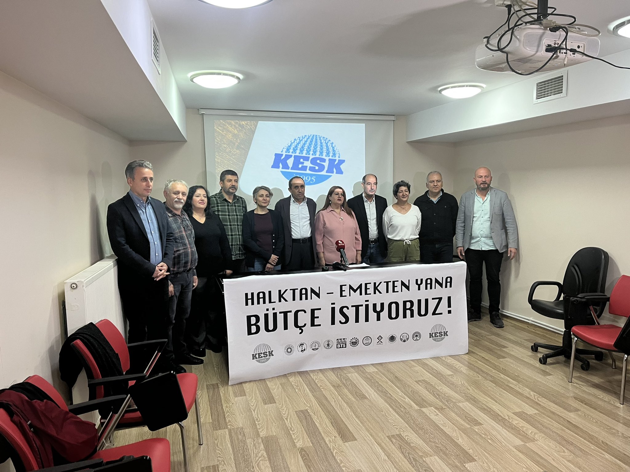 KESK: &#8220;Halktan, emekten yana bütçe için birlikte mücadele etmeye çağırıyoruz&#8221;