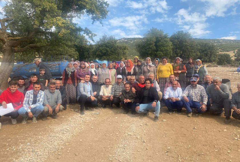Denizli&#8217;de mermer ocağı istemeyen köylüler imza toplamaya başladı