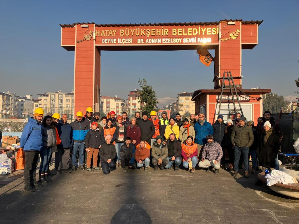 Hatay | Halkevleri Genel Sekreteri Meriç: &#8220;Kent boşalıyor ama giden kadar gidemeyen de var&#8221;