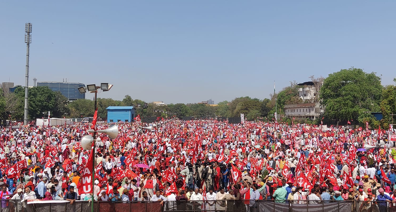 Hindistan&#8217;da on binlerce çiftçi ve işçi Modi&#8217;ye karşı toplandı