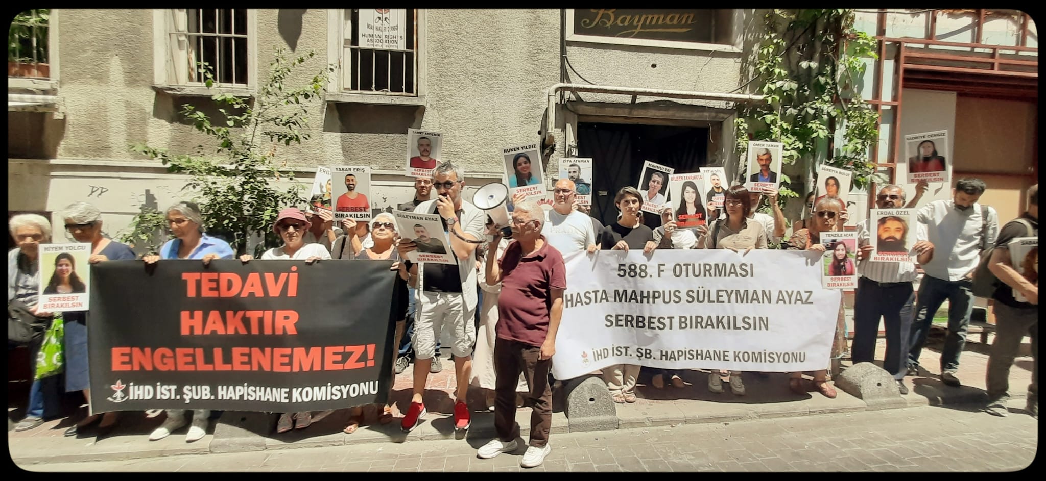 588. F Oturması: “Ağır hasta mahpus Süleyman Ayaz serbest bırakılsın!”