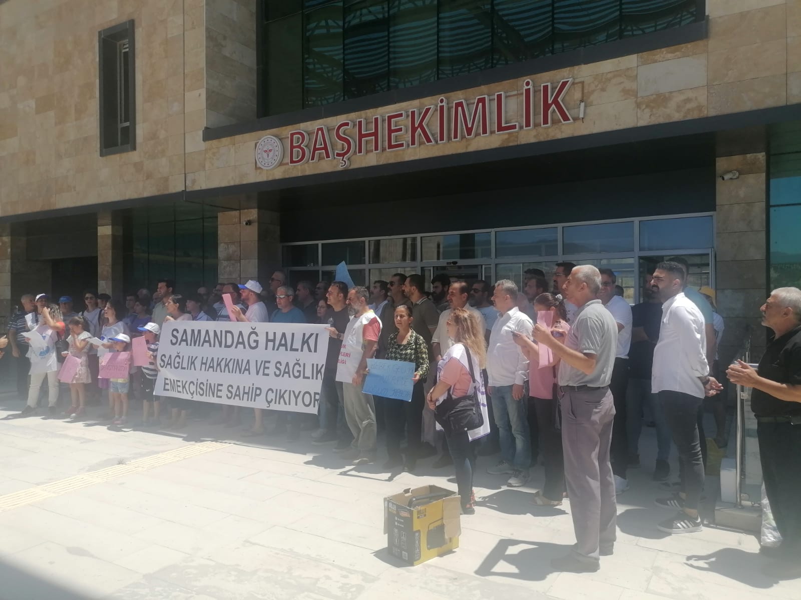 Sağlık emekçileri ve Samandağ halkı eylemde: &#8220;Halkın sağlık hakkı, emekçilerin çalışma koşulları için taleplerimizi dile getirmekten geri durmayacağız&#8221;