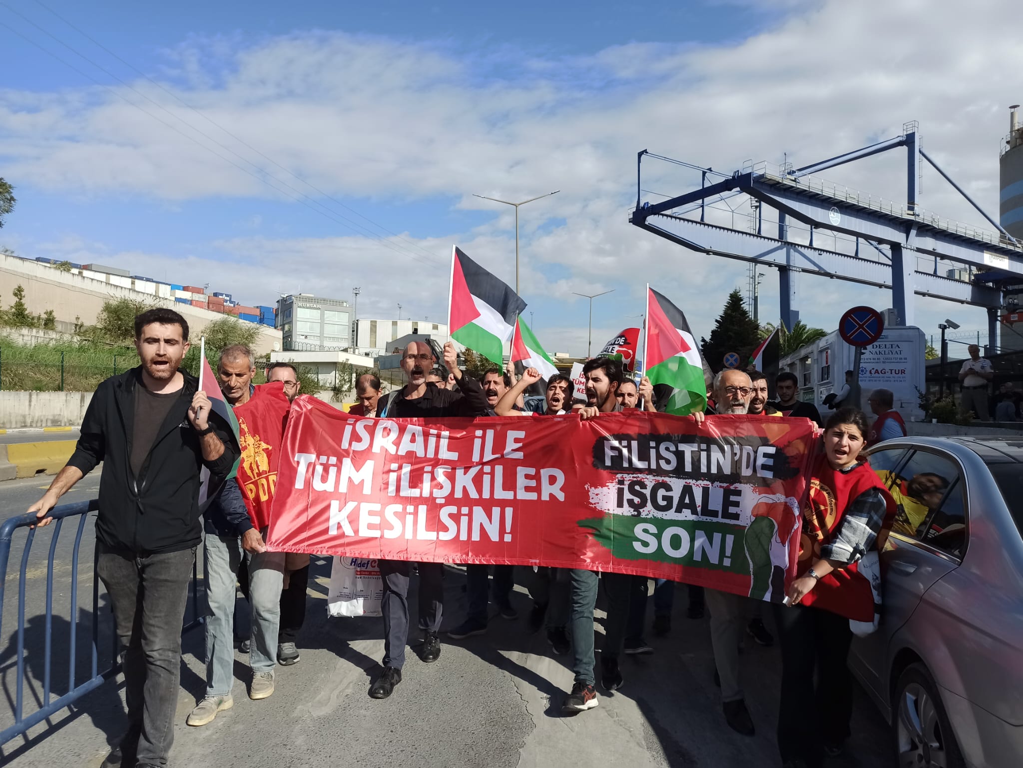 İsrail&#8217;den gelen gemiye karşılama: &#8220;İşgal devletine güç katacak bu ticaret derhal durdurulmalı&#8221;