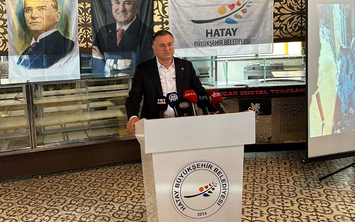 Sen AKP’den çıksan da AKP’lilik senden çıkmaz: Lütfü Savaş adaylıktan çekilmedi, halka provokatör dedi
