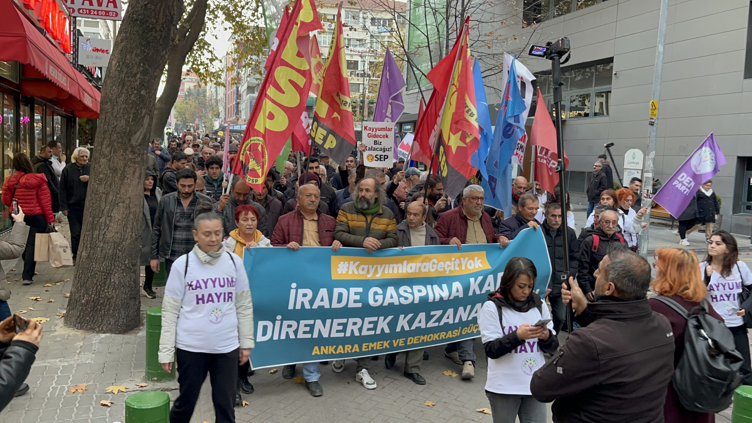 Ankara&#8217;da Dersim ve Ovacık belediyelerine kayyum atanmasına karşı eylem: &#8220;Halkın iradesine darbe vuruldu&#8221;