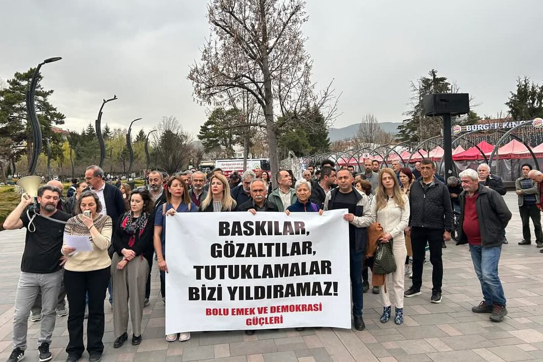 Bolu halkı: &#8220;Birlikte mücadeleyle karanlığı dağıtacağız&#8221;