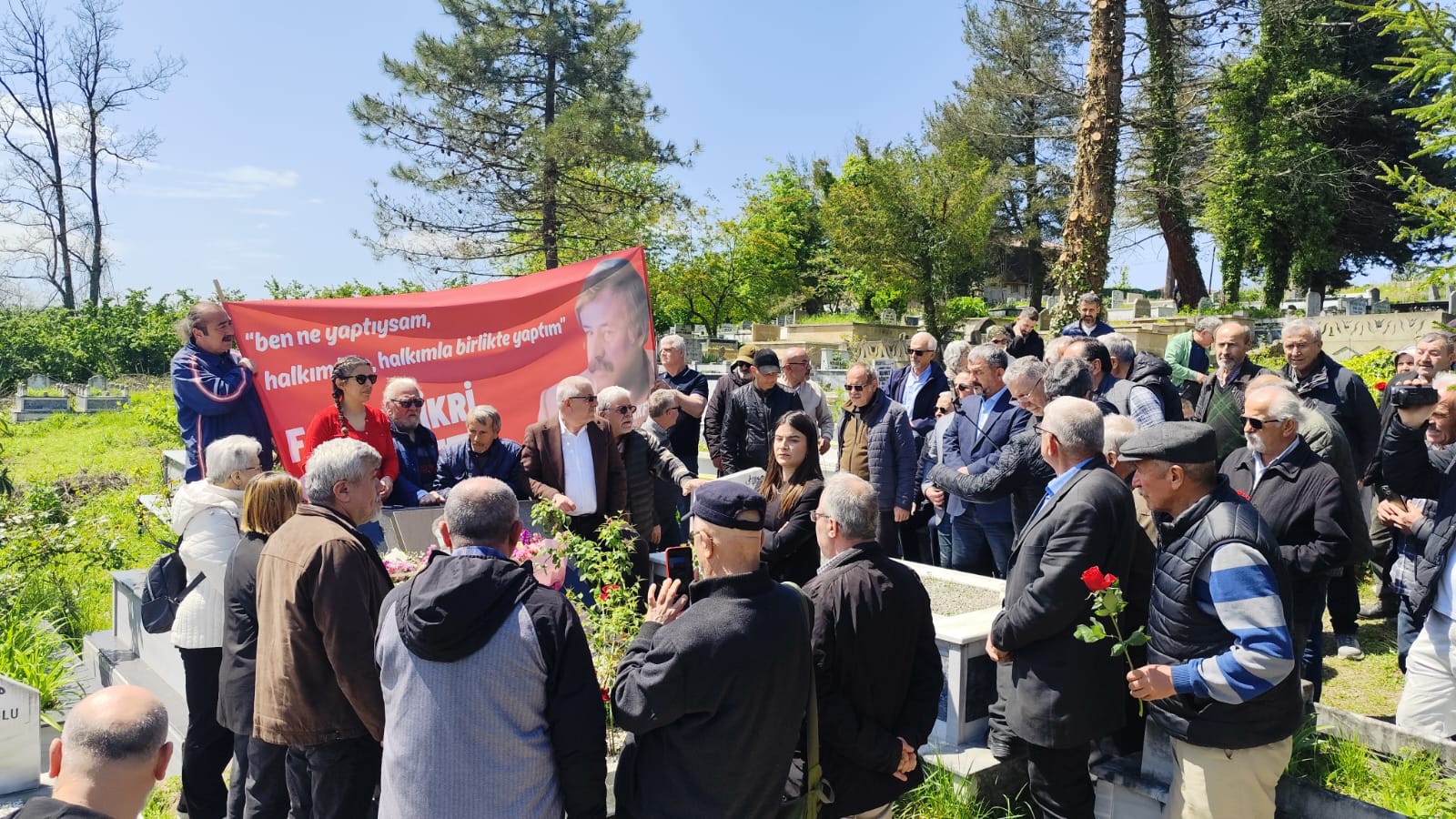 Terzi Fikri, ölümünün 40&#8217;ıncı yılında mezarı başında anıldı
