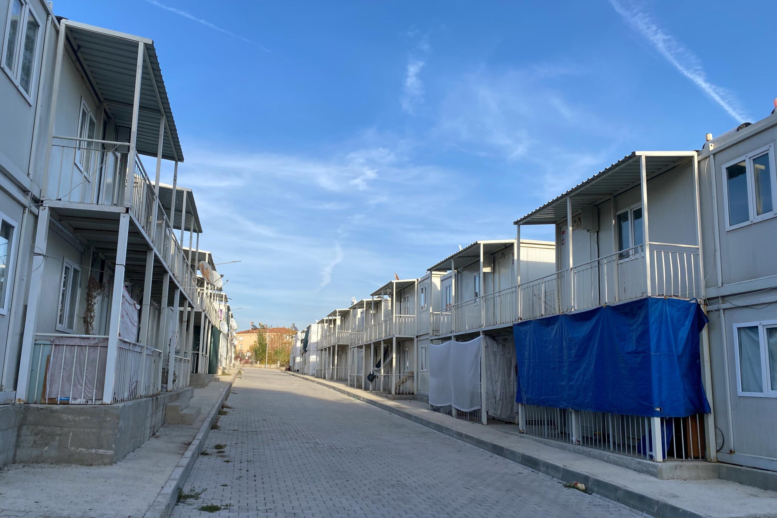 Elâzığlı depremzedeler konteynerkentten çıkarılıyor