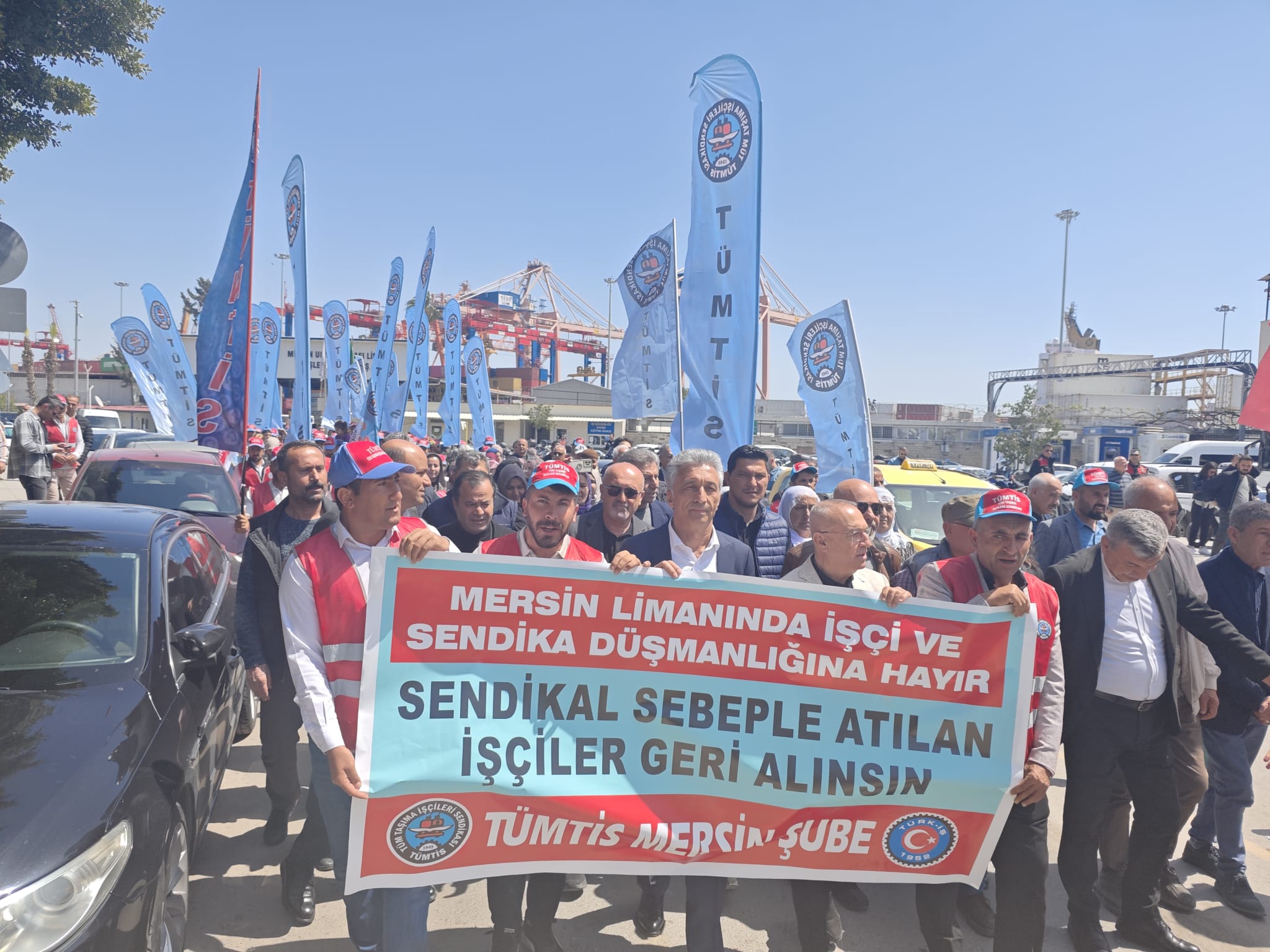 Mersin Limanı direnişi 100 günü devirdi: “Atılan işçiler geri alınsın”