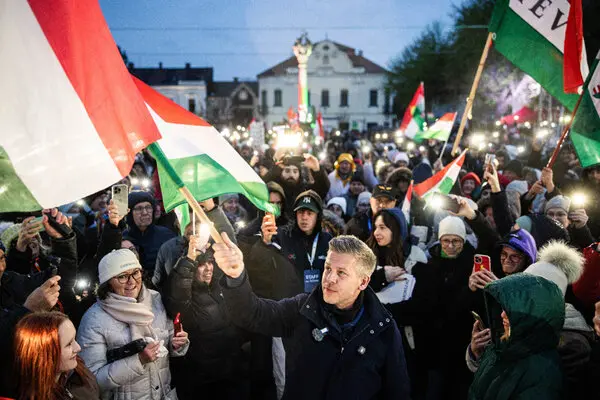 Macaristan’da rejim içi devir teslim