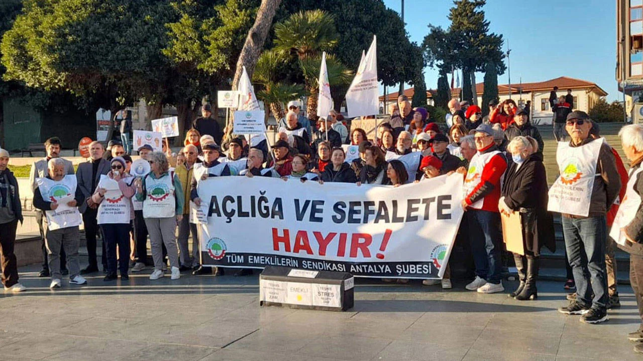 Kapıdaki felaket: 19 milyona zam yok! – Aziz Çelik (BirGün)