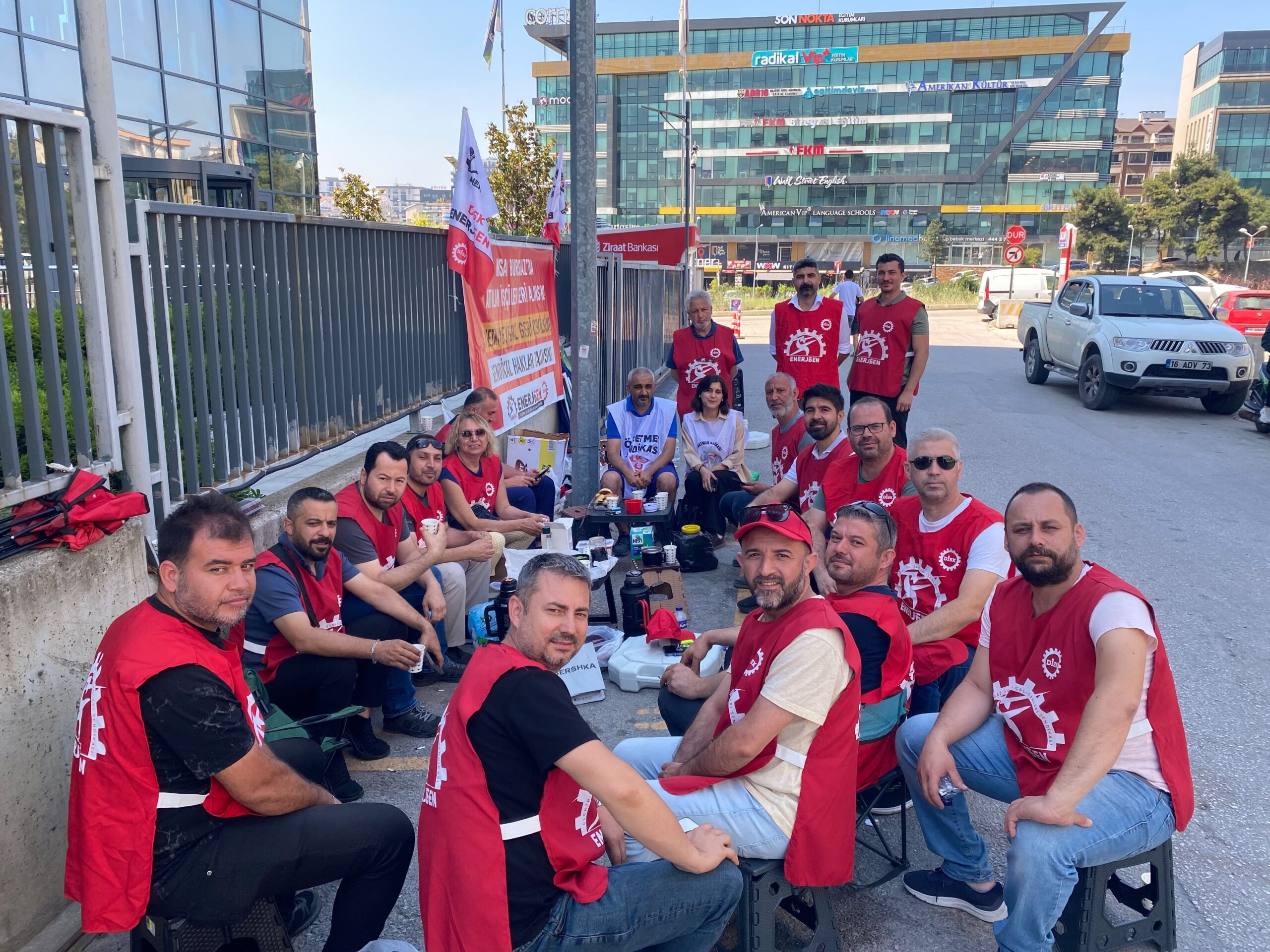 Bursagaz’da işten atmalar da direniş de sürüyor: “Bu bir feryat değil, direniş iradesi”