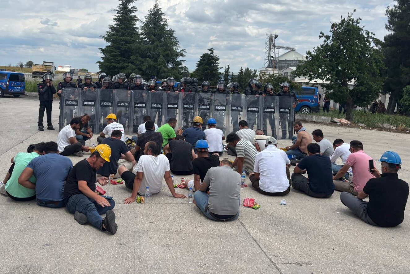 Özşen Madencilik işçilerine jandarma saldırısı: Erdoğan’ın katılacağı açılış törenine gitmek istediler