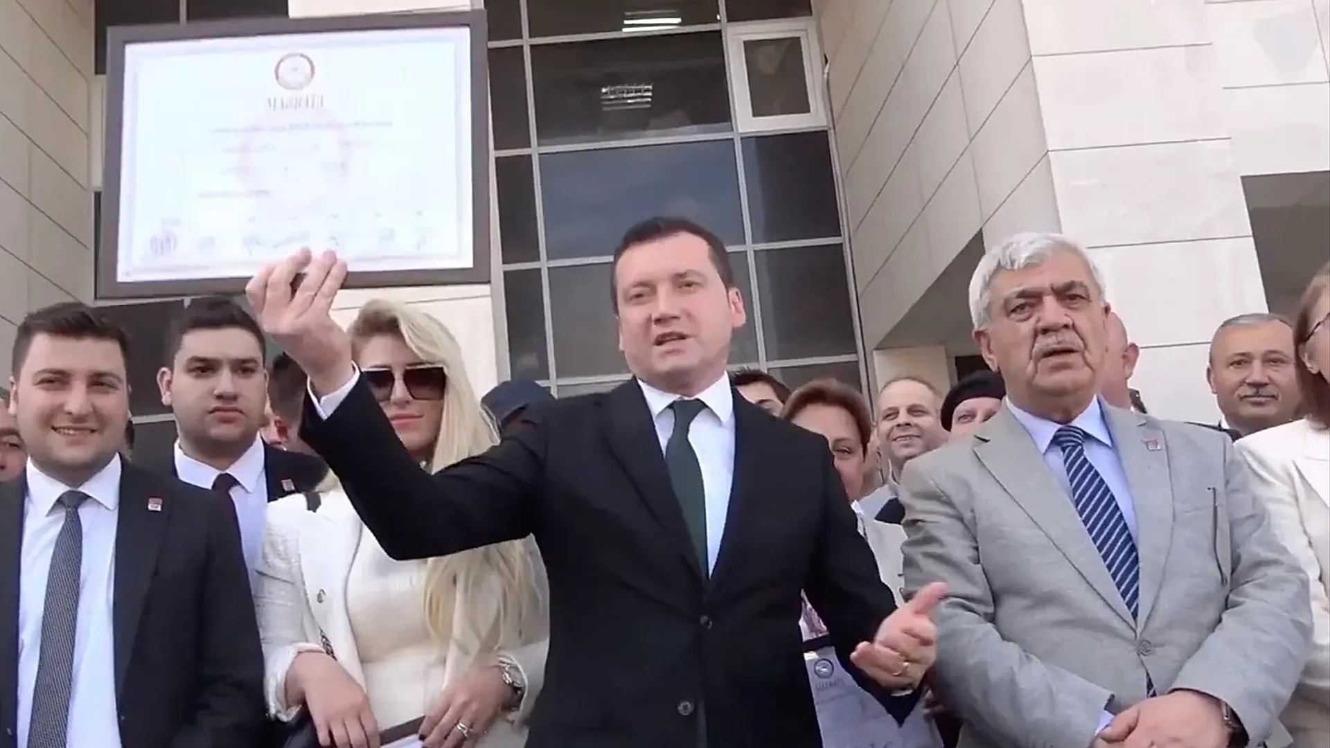 Silivri Belediye Başkanı Bora Balcıoğlu dahil 10 kişi tutuklandı