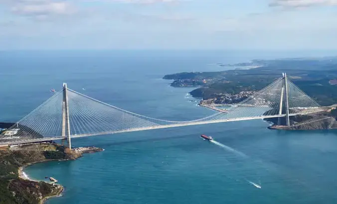 Köprü ve otoyol ücretlerine zam: Osmangazi ve Çanakkale Köprüsü geçişleri bin lirayı aştı